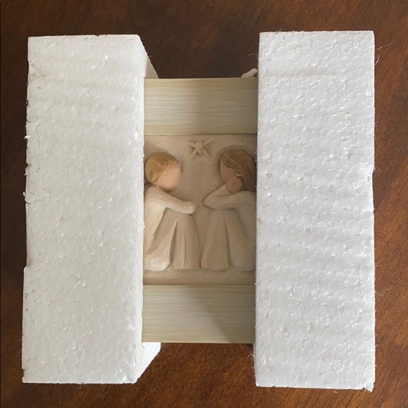 Friendship Keepsake Box sculpted by Susan Lordi | Willow Tree - New in Box - Picture 3 of 12